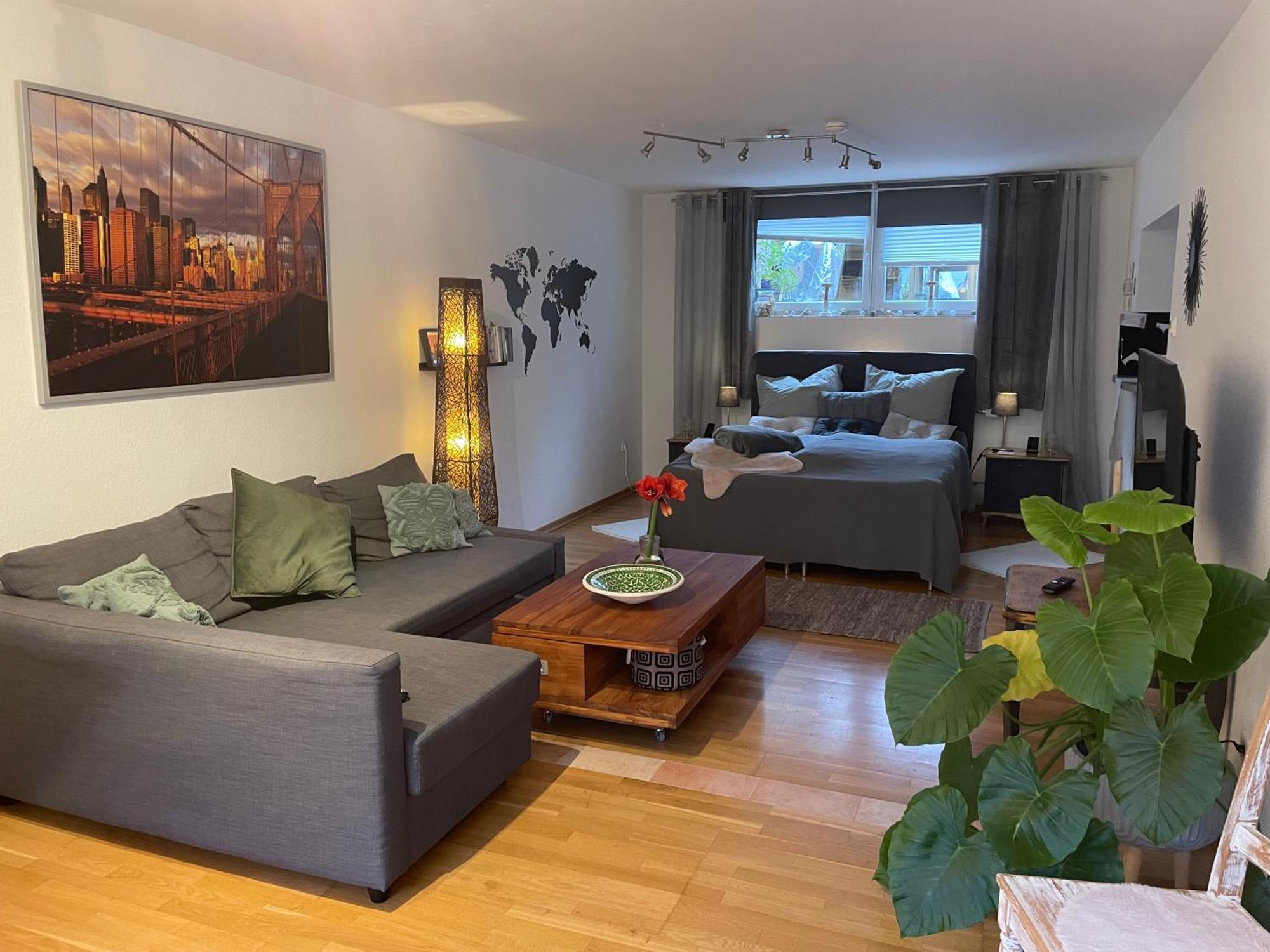 Modernes Appartement Im Gruenen - Stilvoll Und Komfortabel Кьолн Екстериор снимка